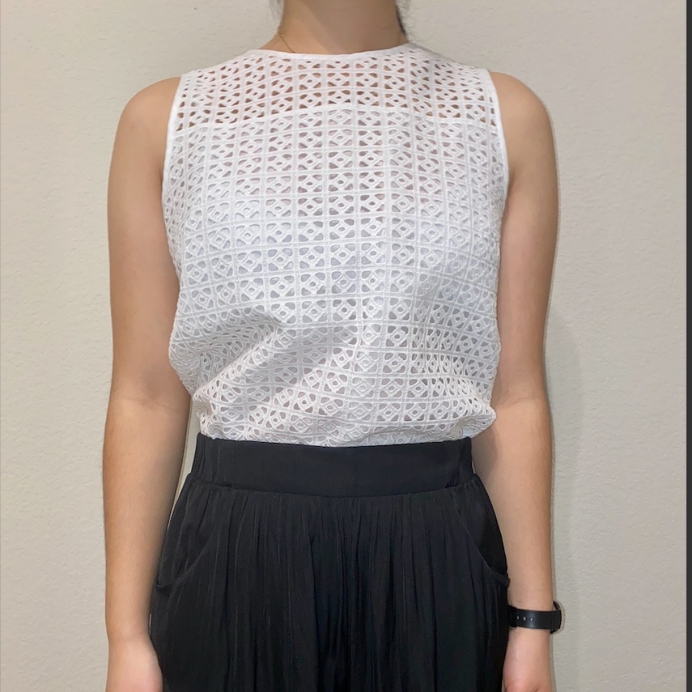 Mario Serrani - Sleeveless Patterned Blouse